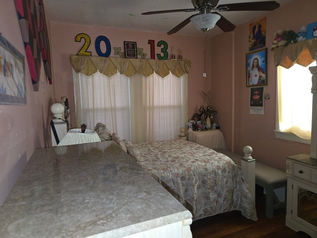 House in Everett, Massachusetts, United States 5 - 17977667