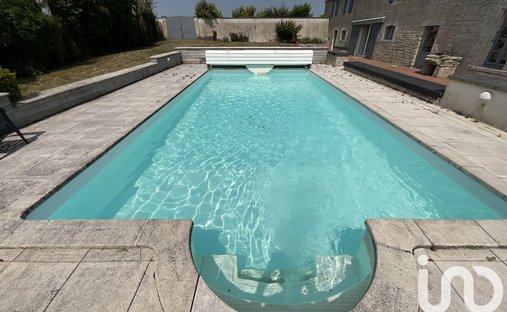 House in Sainte-Soulle, Nouvelle-Aquitaine, France 1