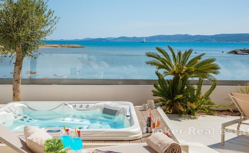 Villa in Mjesni odbor Vostarnica, Zadar, Zadar County 1