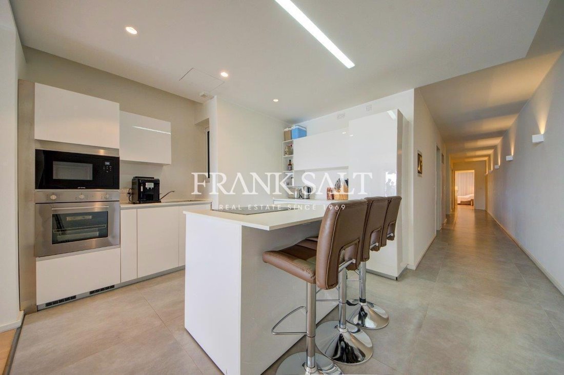 Apartment in Sliema, Malta 1 - 14760280