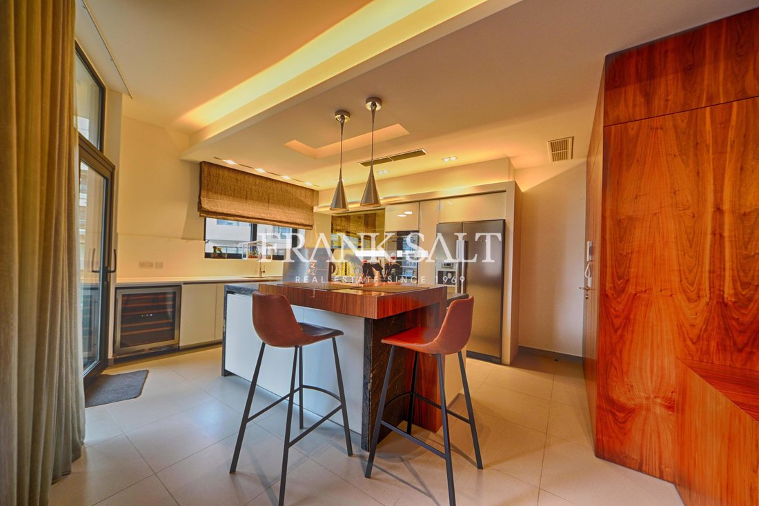 Apartment in Saint Julian's, Malta 3 - 17954060