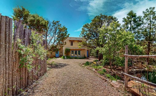 House in Santa Fe, New Mexico, United States 1
