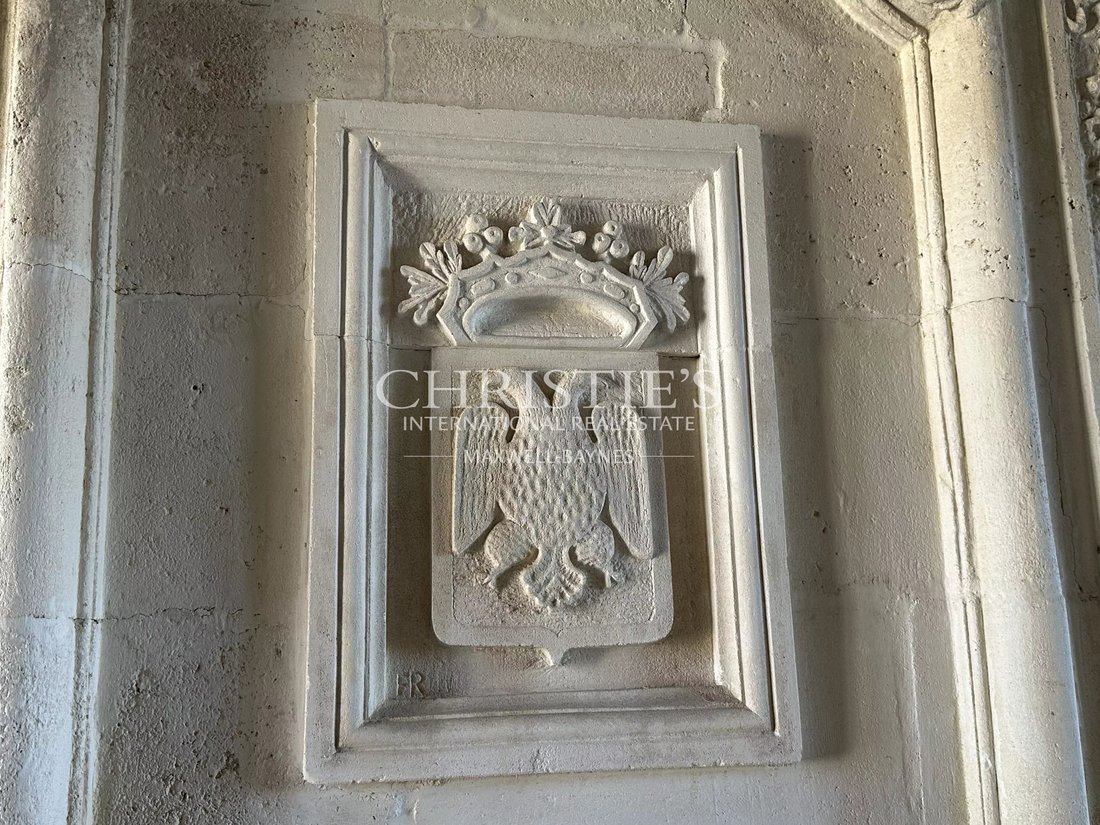 Castle in Hôtel de Ville-Quinconce-Saint Seurin-Fondaudège, Bordeaux, France 5 - 17967425