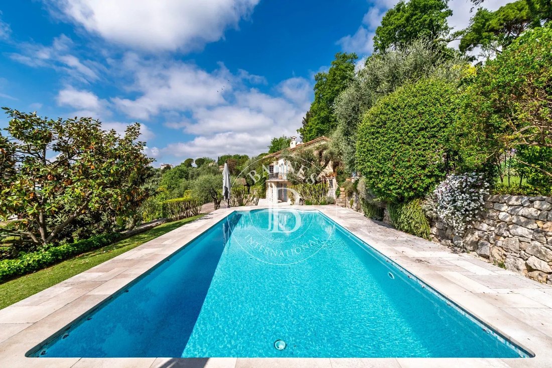 Villa in Châteauneuf-Grasse, Provence-Alpes-Côte d'Azur, France 5 - 17976605