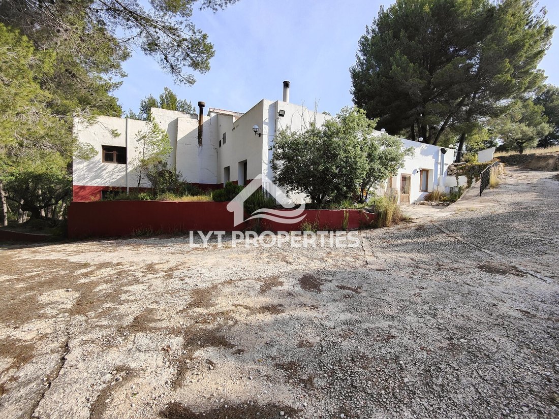 House in Gata de Gorgos, Valencian Community, Spain 1 - 17976845