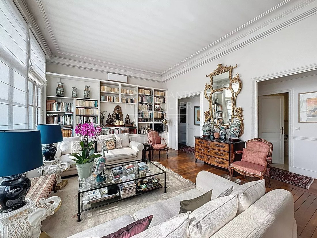 Apartment in Auteuil Sud, Paris 16e Arrondissement, Paris 4 - 17976623