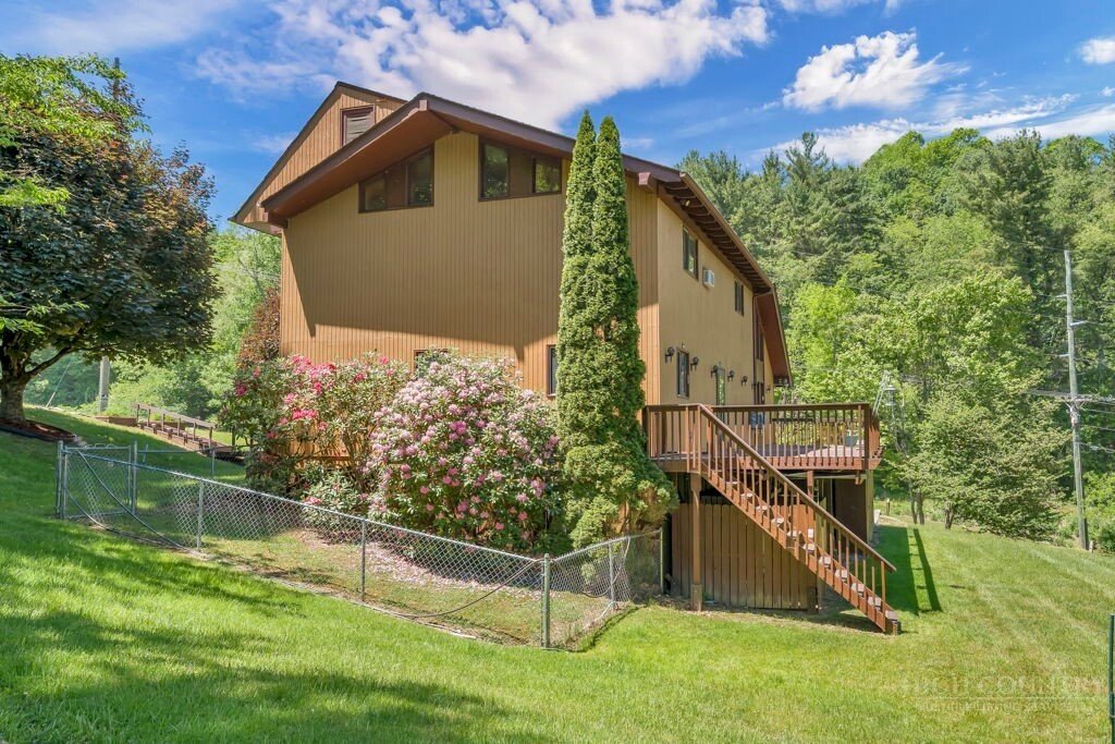 House in Boone, North Carolina, United States 3 - 17975198
