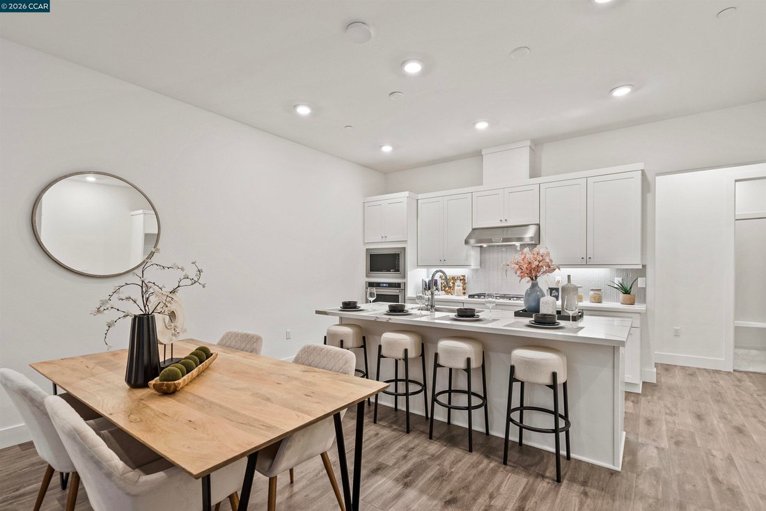 Townhouse in Sunnyvale, California, United States 3 - 17979207