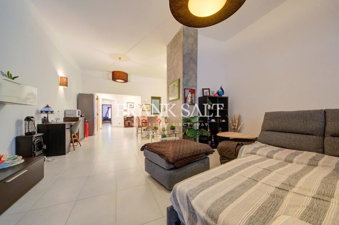 Apartment in Saint Julian's, Malta 3 - 14301556