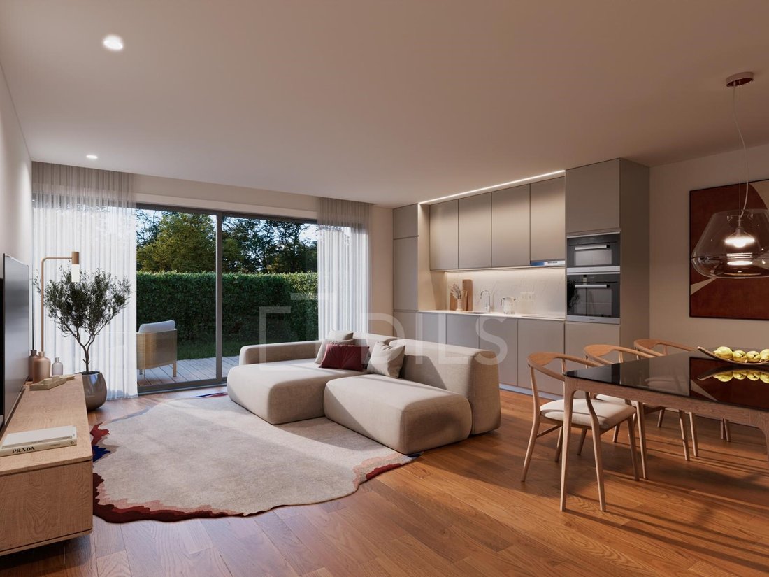 Apartment in Cedofeita, Santo Ildefonso, Se, Miragaia, Sao Nicolau e Vitoria, Porto District, Portugal 1 - 17977237