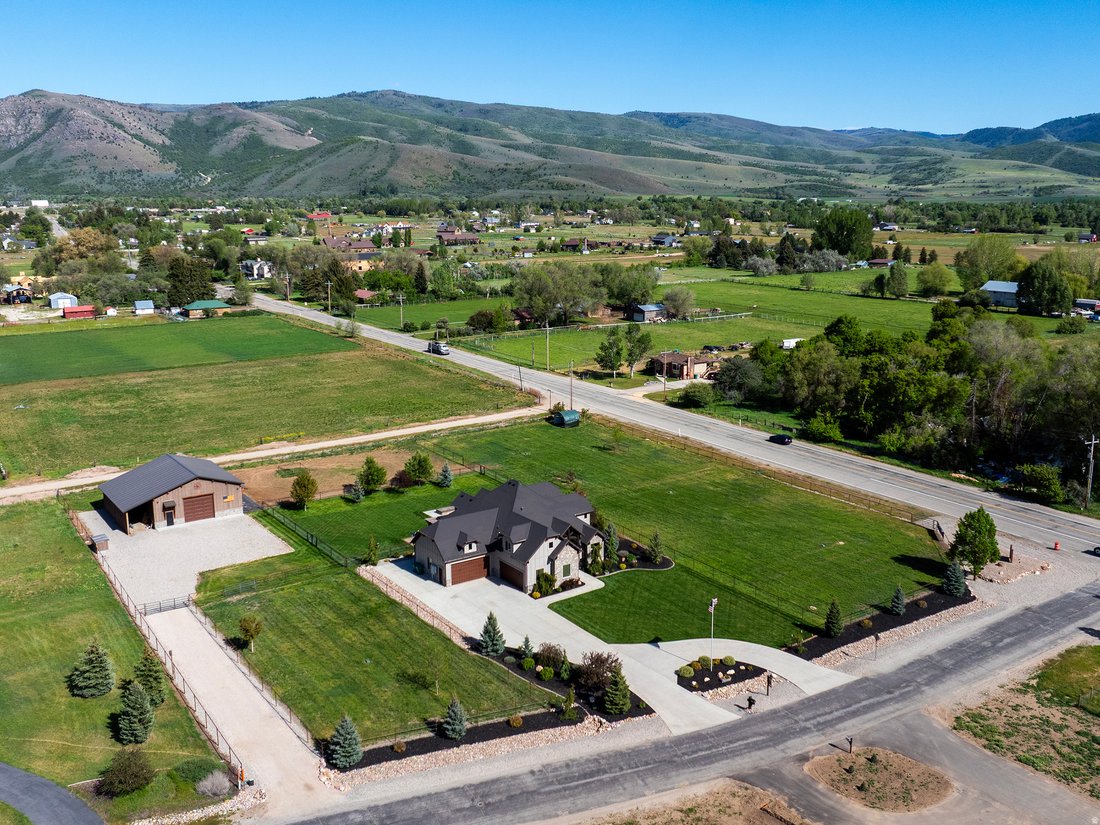 House in Huntsville, Utah, United States 2 - 17141816