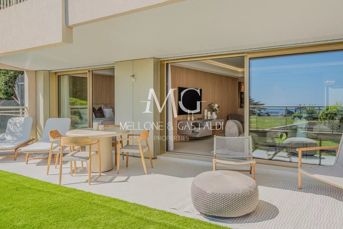 Apartment in La Californie, Cannes, France 3 - 17976539