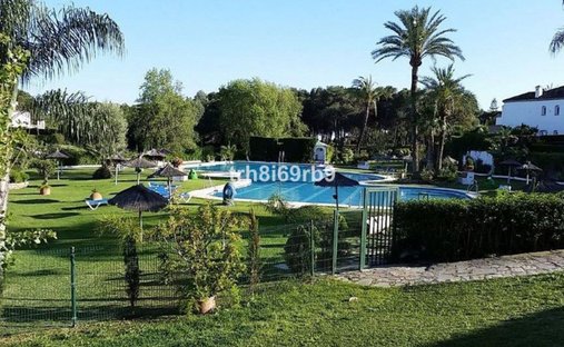 Villa à Estepona, Andalousie, Espagne 1