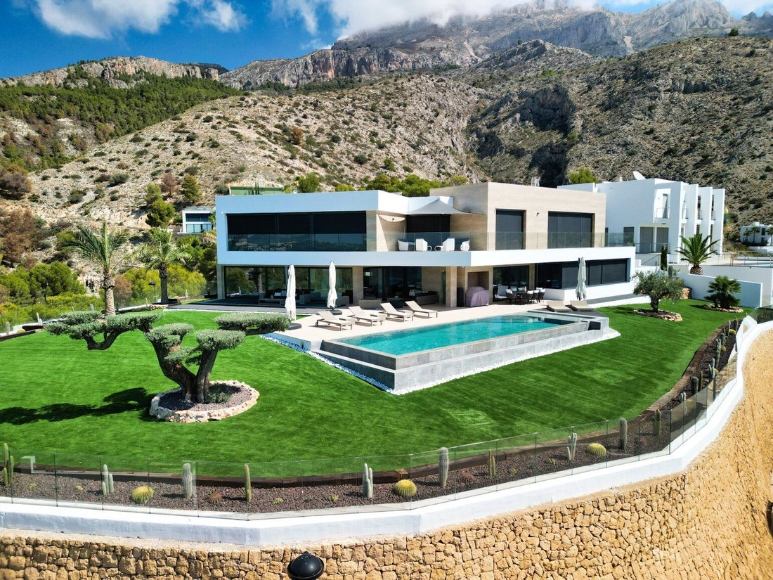 Villa in Altea, Valencian Community, Spain 2 - 17976767