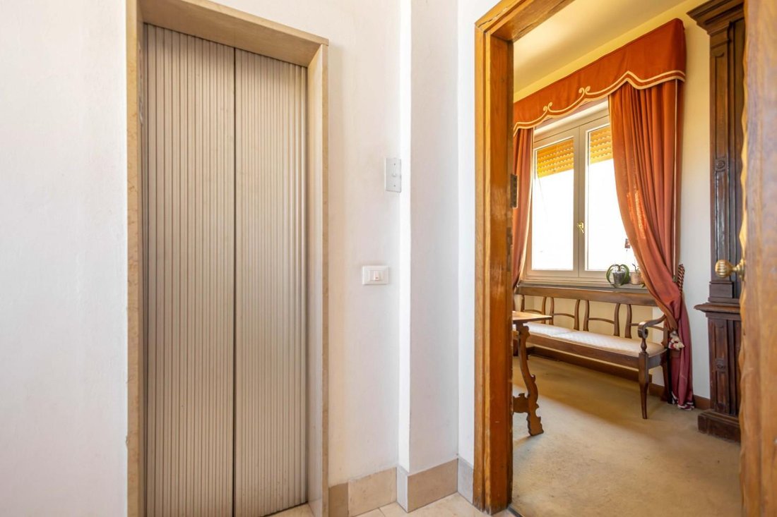 Penthouse in San Martino, Pisa, Italy 2 - 17978576