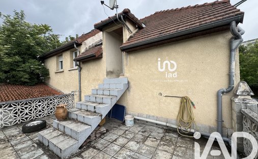 House in Barbusse, Arcueil, France 1