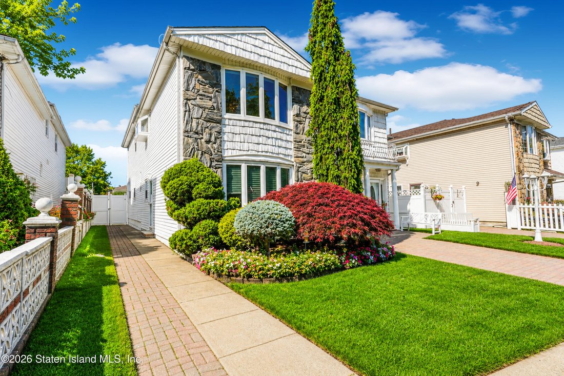 House in New York, New York, United States 3 - 17978125