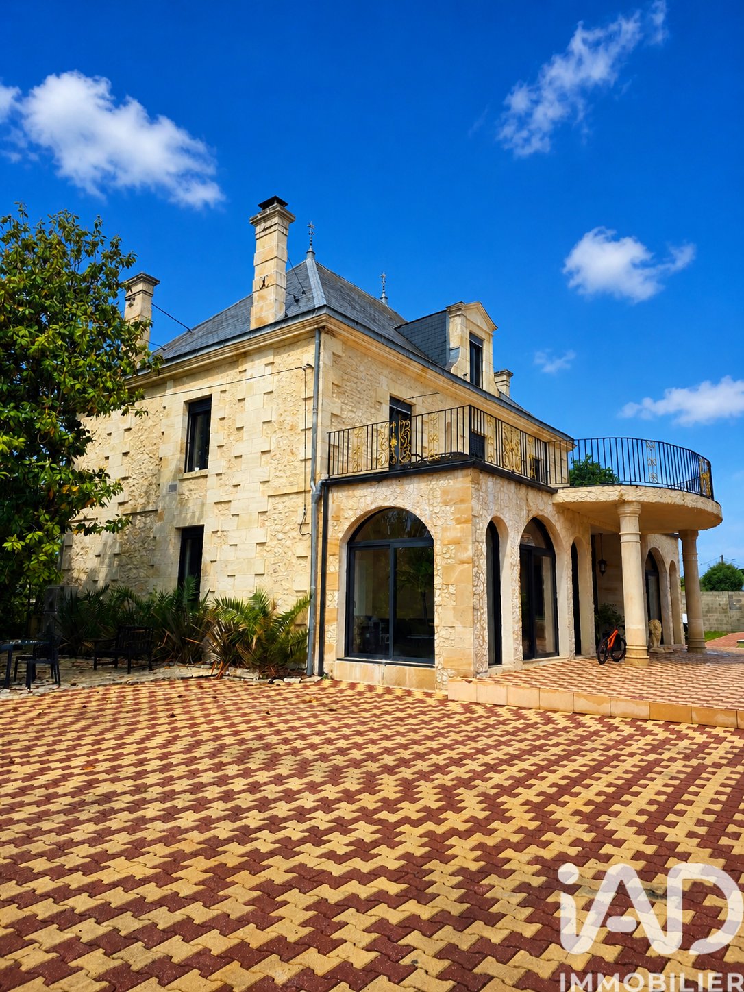 House in Cavignac, Nouvelle-Aquitaine, France 1 - 17980884