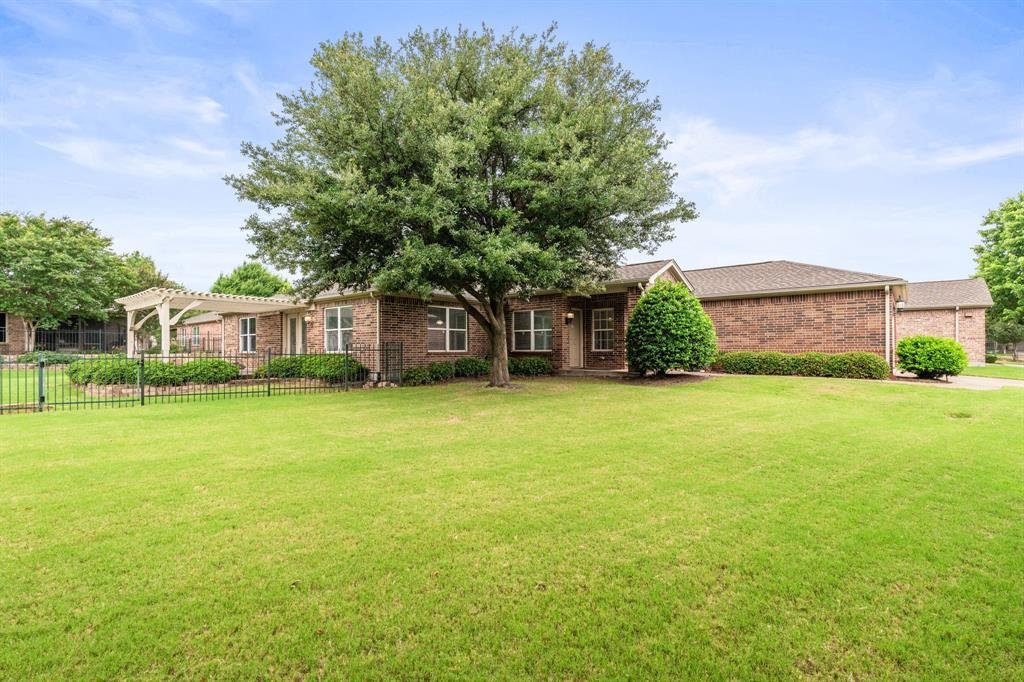 House in Frisco, Texas, United States 3 - 17979159