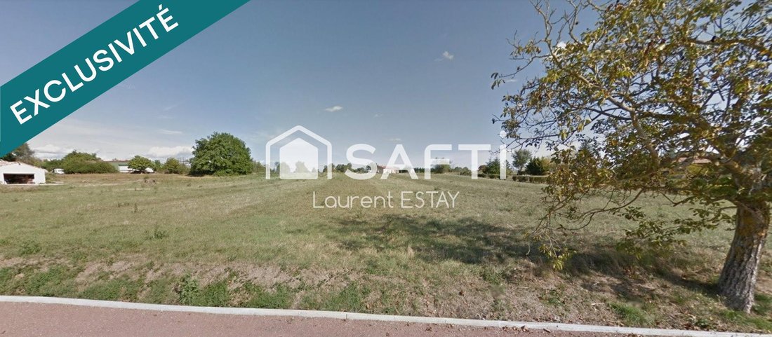 Land in Montech, Occitania, France 1 - 17977820