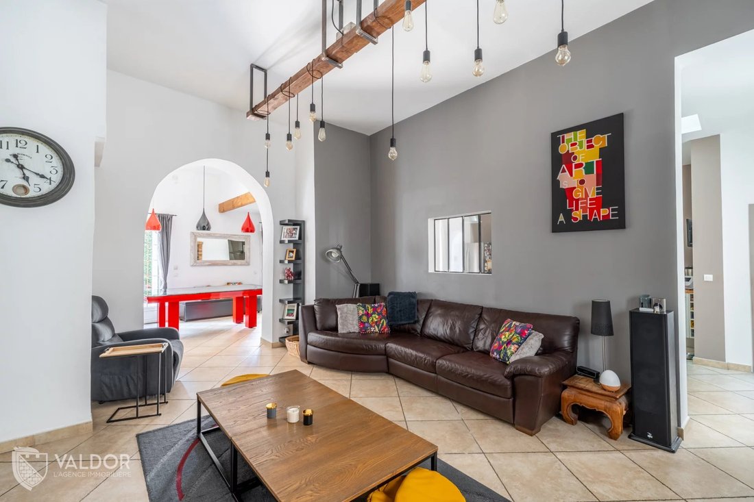 Townhouse in Anse, Auvergne-Rhône-Alpes, France 5 - 17976519