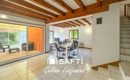 House in Zone Industrielle, Blanquefort, France 1