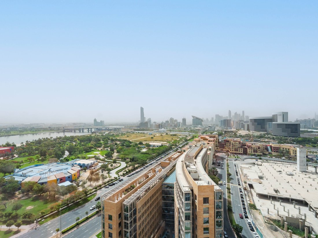 Apartment in Umm Hurair, Dubai, United Arab Emirates 3 - 17974893