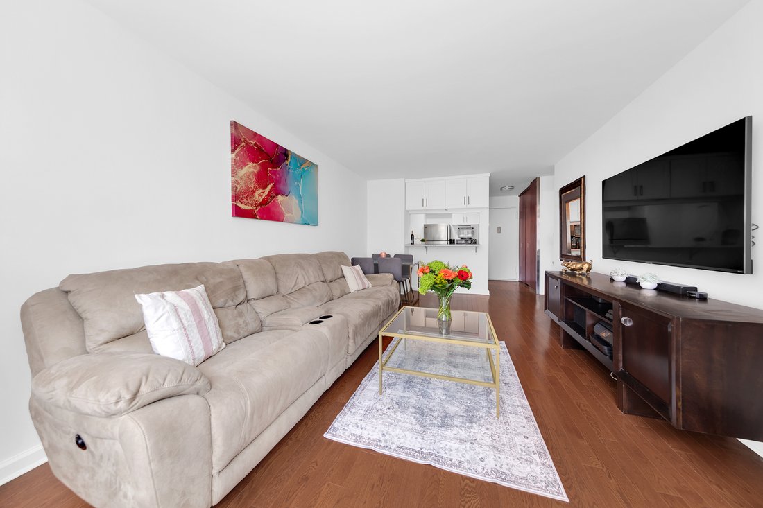Co Op in New York, New York, United States 2 - 17976267