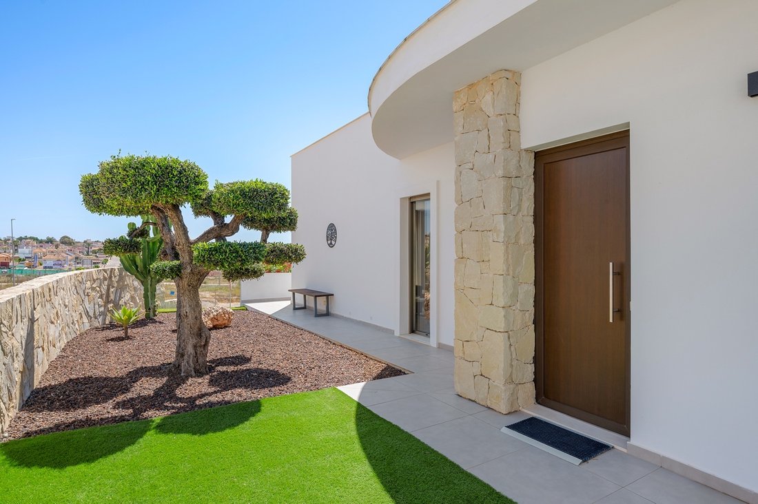 Villa in San Fulgencio, Land Valencia, Spanien 2 - 17976351