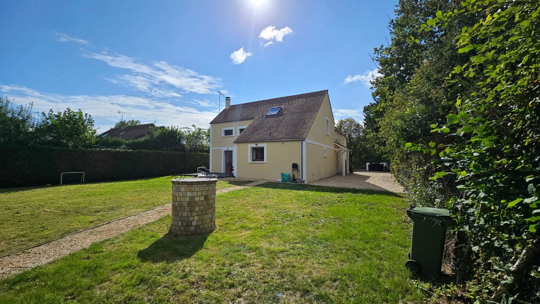 Villa in Houdan, Ile-de-France, France 2 - 17977349