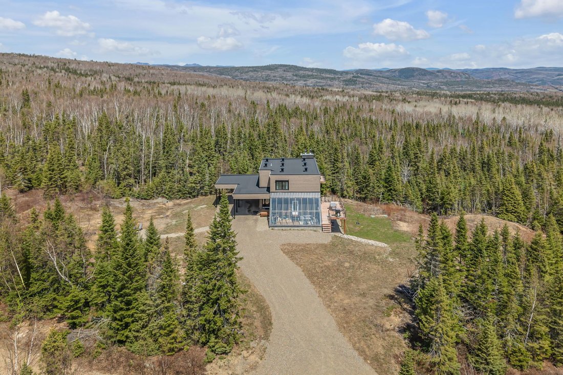 House in Baie-Saint-Paul, Quebec, Canada 2 - 17979850