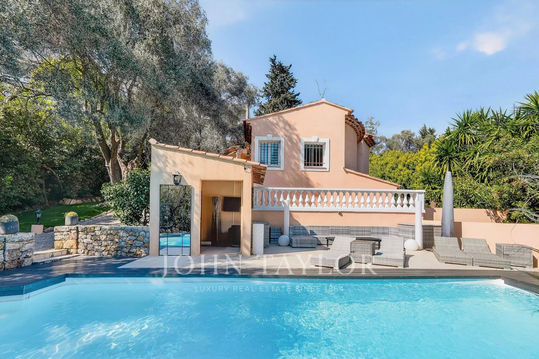 Villa in Mougins, Provence-Alpes-Côte d'Azur, France 1 - 17976776
