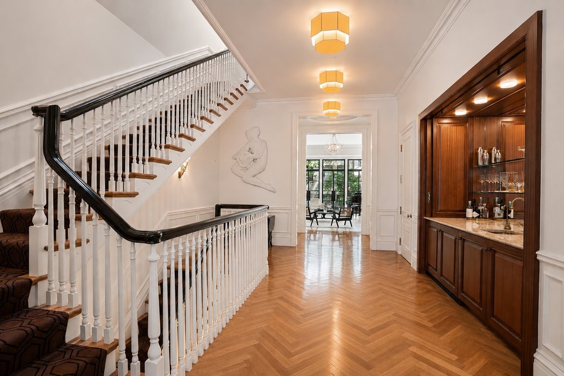 House in New York, New York, United States 3 - 17976320
