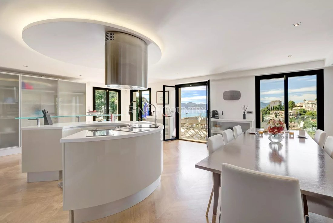Villa in Cannes, Provence-Alpes-Côte d'Azur, France 5 - 13428839