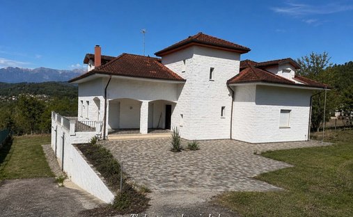 House in Licciana Nardi, Tuscany, Italy 1
