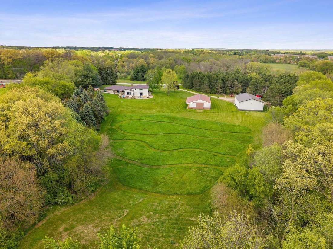 House in Brooklyn, Wisconsin, United States 2 - 17974857