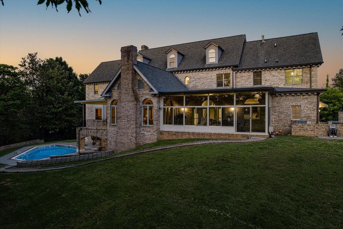 House in Chattanooga, Tennessee, United States 5 - 17939070