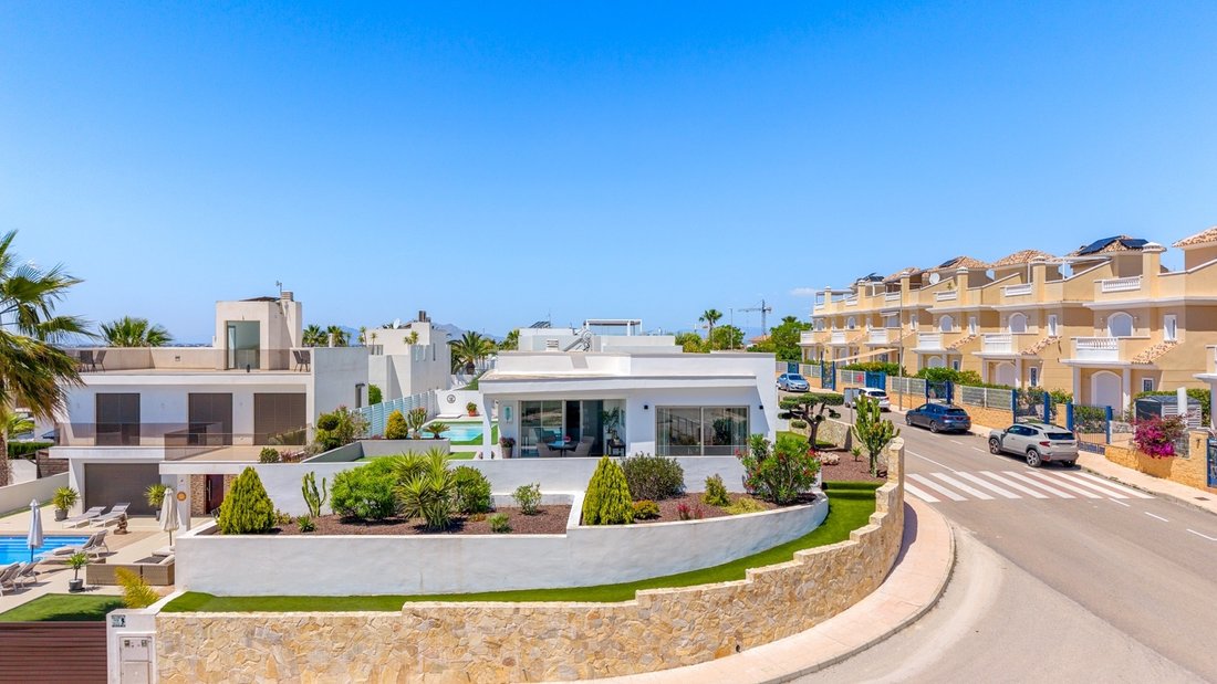 Villa in San Fulgencio, Land Valencia, Spanien 1 - 17976351