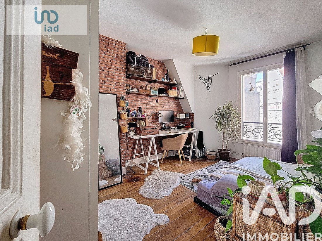 Apartment in Place des Fêtes, Paris 19e Arrondissement, Paris 2 - 17980815