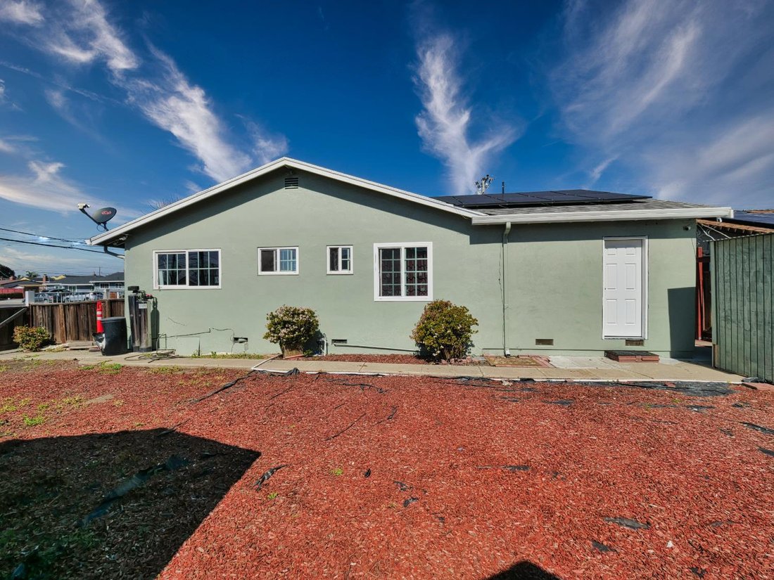 House in Hayward, California, United States 5 - 17979791