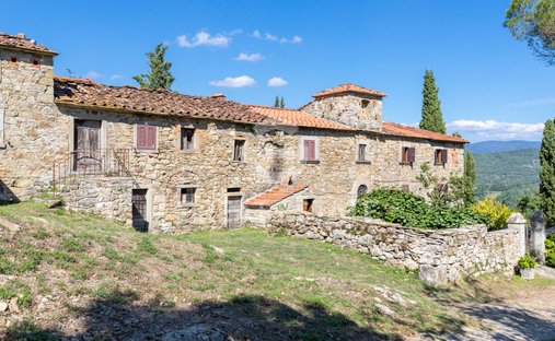 Castillo en Talla, Toscana, Italia 1