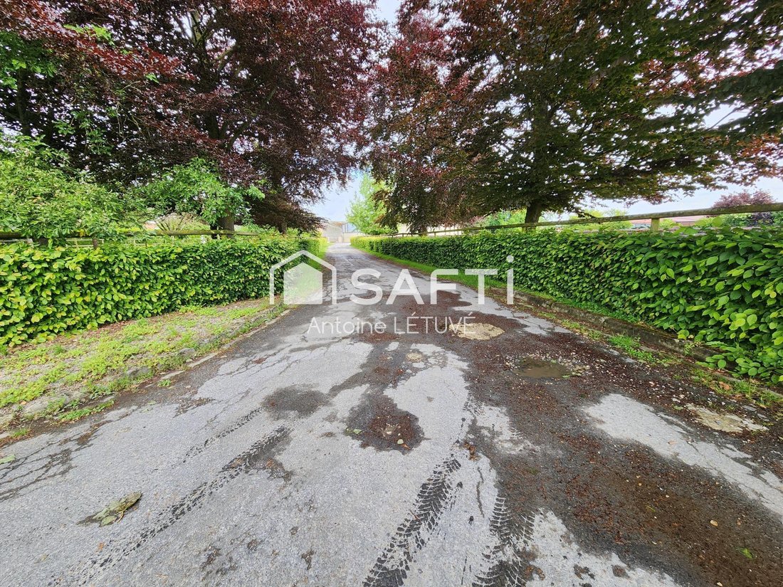 House in Lamotte-Warfusee, Hauts-de-France, France 1 - 17977848