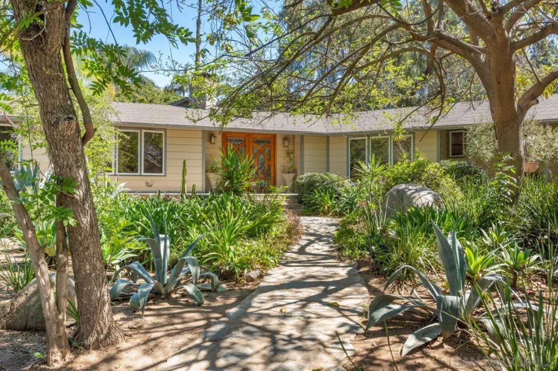 House in La Mesa, California, United States 2 - 17980834