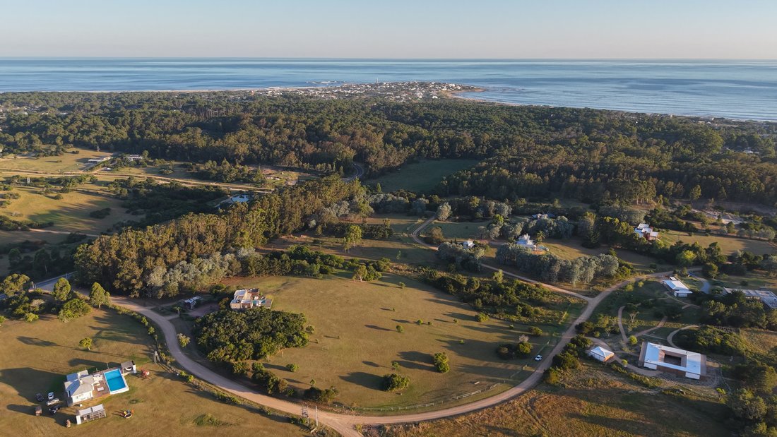Chacras de Medellin Sur Lac, Maldonado Department, Uruguay 4 - 17980376