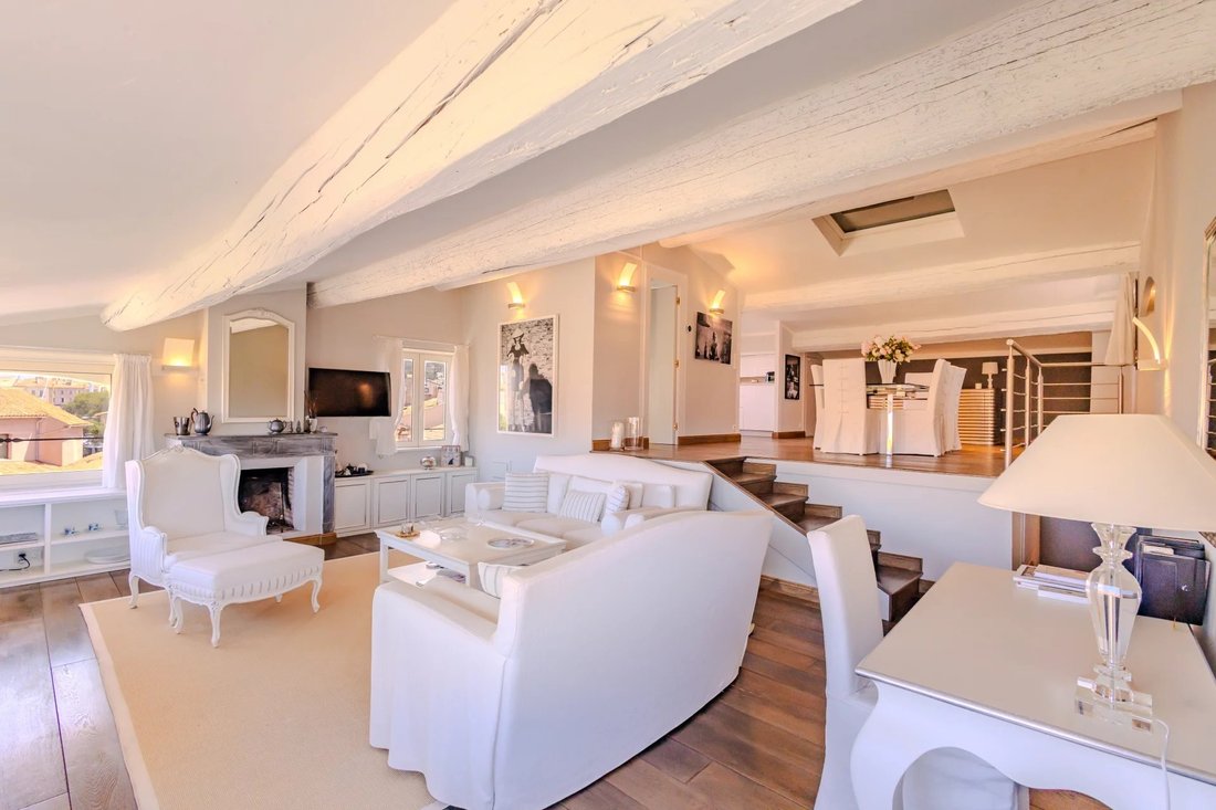 Apartment in French Riviera, Provence-Alpes-Côte d'Azur, France 4 - 17572495