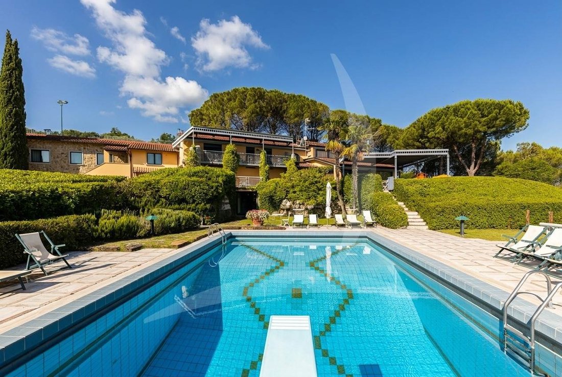 Villa in Santa Firmina, Arezzo, Tuscany 2 - 13150232