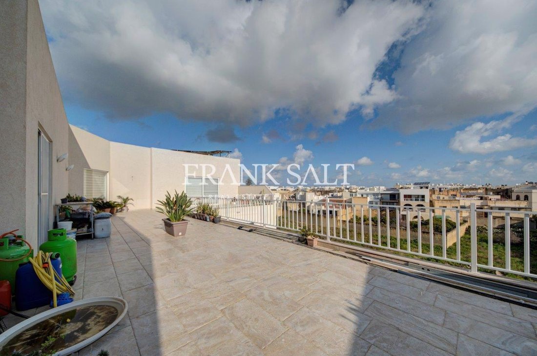 Penthouse in Haz-Zebbug, Malta 4 - 12611218