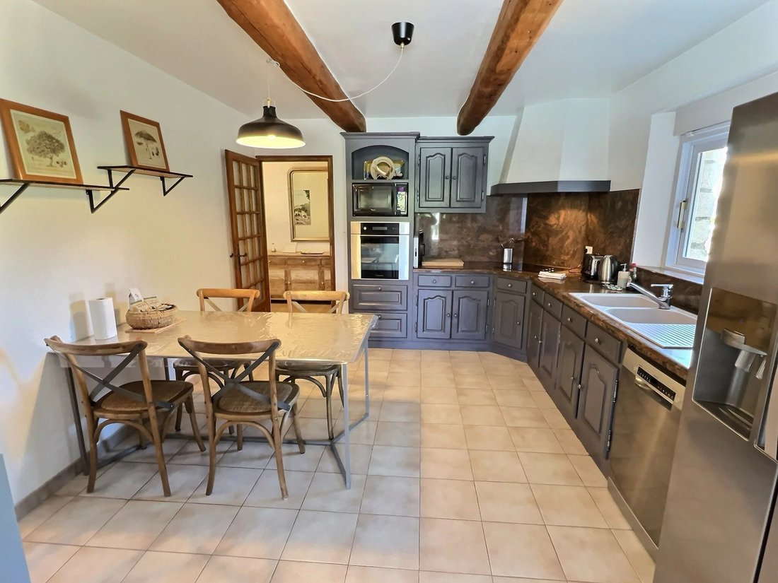 House in Cavaillon, Provence-Alpes-Côte d'Azur, France 5 - 17976543
