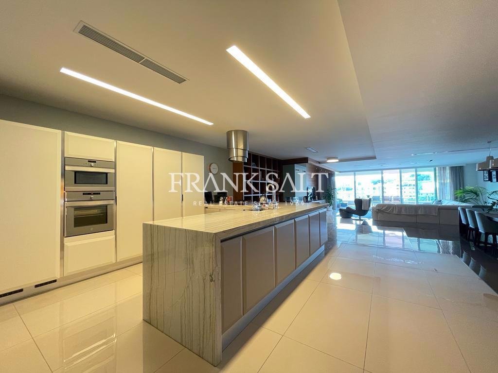 Apartment in Ta' Xbiex, Malta 2 - 15672250