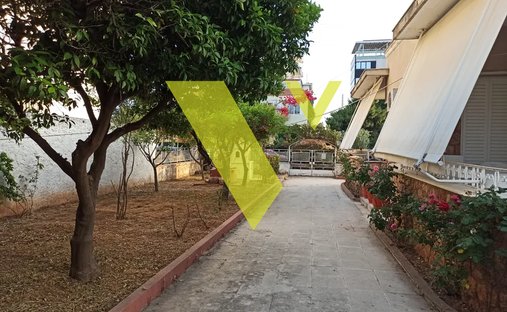 Land in Glyfada, Attika, Griechenland 1